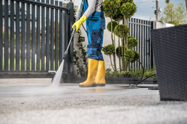 Best Sidewalk Pressure Washing  in Clinton, AR